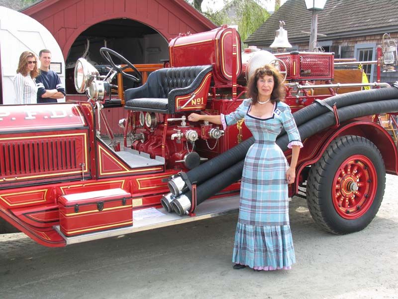 самая узкая талия в мире на земле