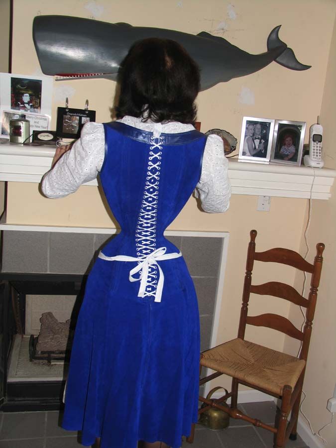 самая узкая талия в мире